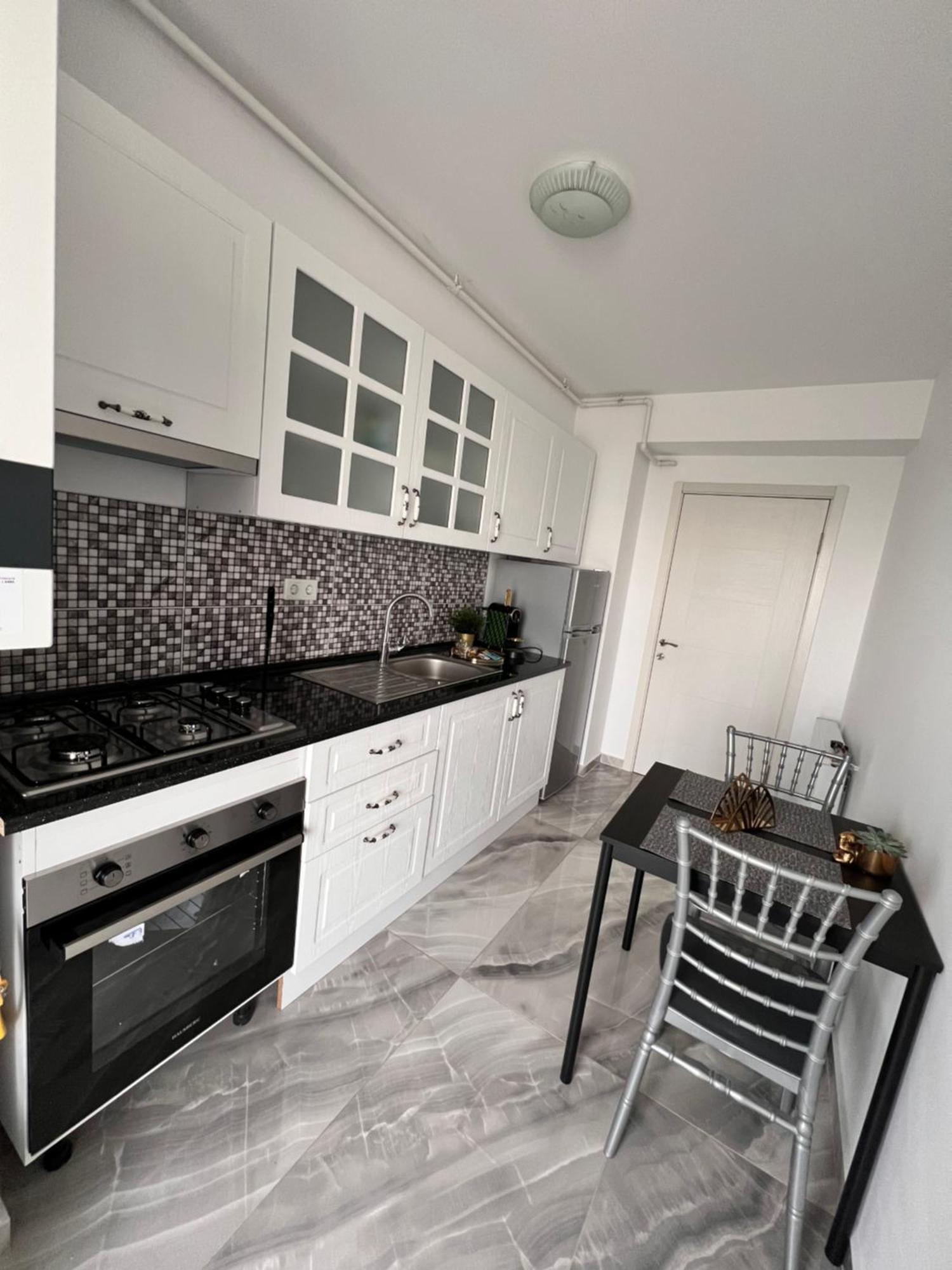 Sun Apartments Отопени Экстерьер фото